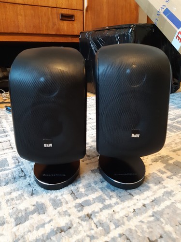 Bowers wilkins m1 - &,