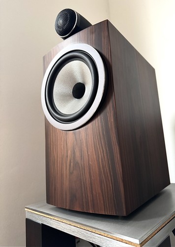 Bowers wilkins 705 s3 - &,
